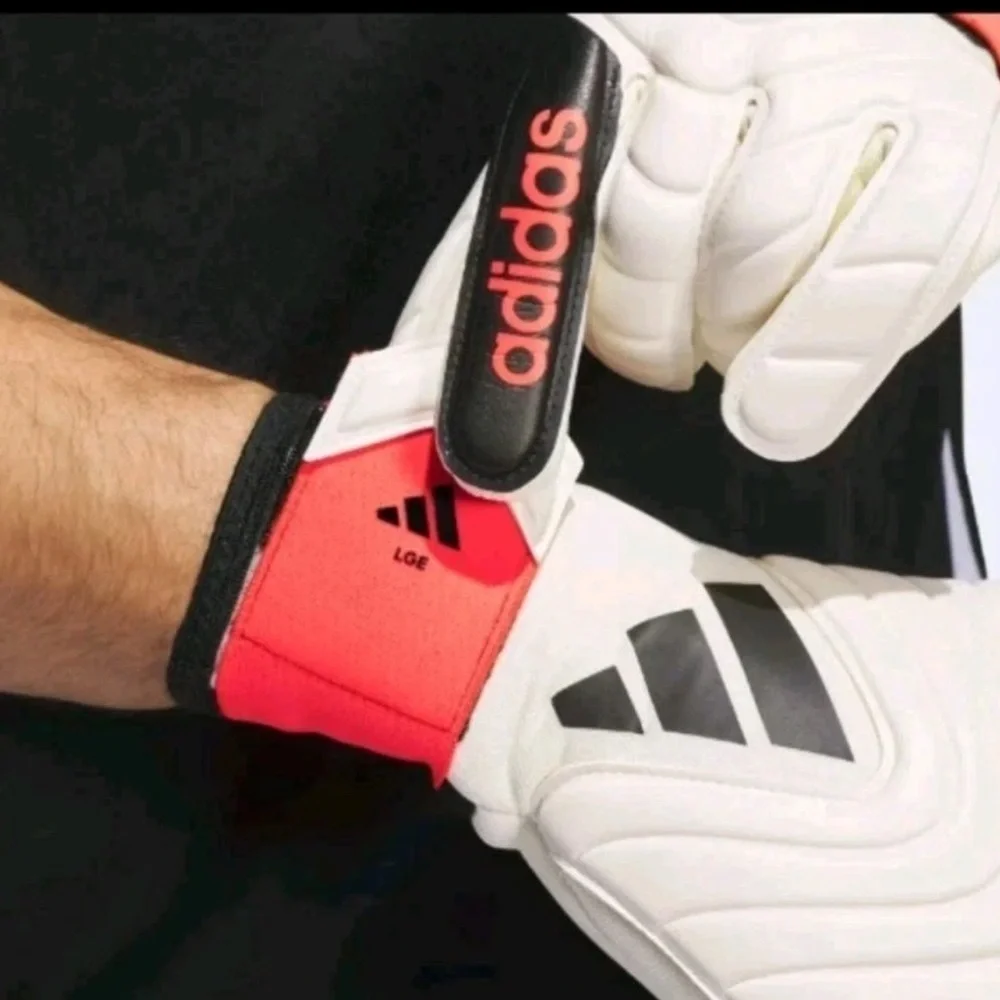 New Adidas Copa GL League Goalkeeper Gloves Ivory Solar Red Black IQ4011 Size 8 - Picture 8 of 8